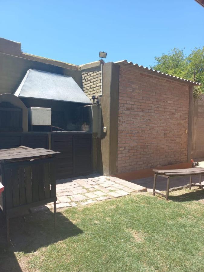 La Cieneguita Casa Confortable - Parque Central - Estacionamiento, Patio, 3 Banos, 5 Habitaciones - מראה חיצוני תמונה