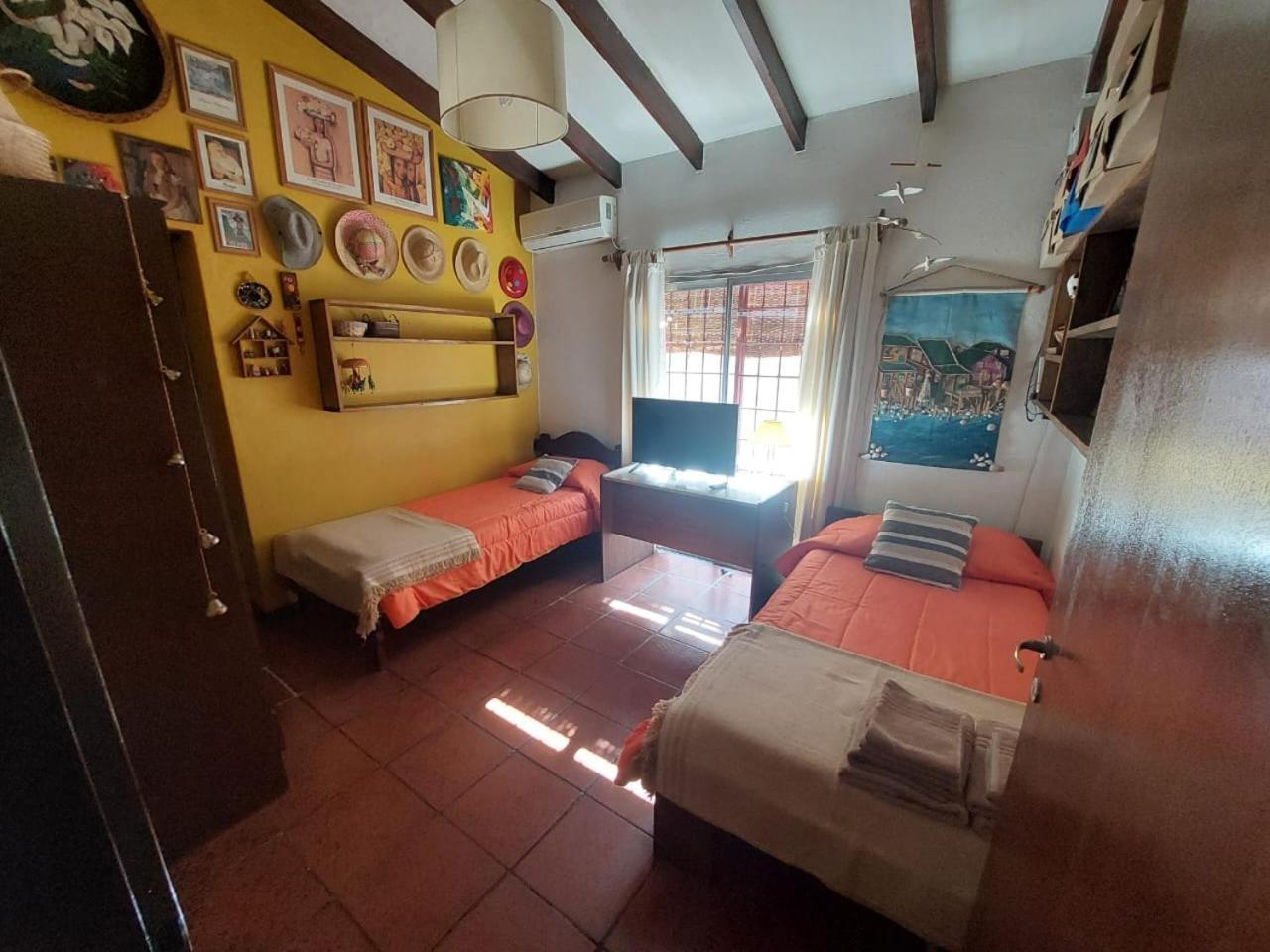 La Cieneguita Casa Confortable - Parque Central - Estacionamiento, Patio, 3 Banos, 5 Habitaciones - מראה חיצוני תמונה